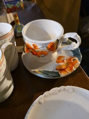 Corner Ruby White Tea Cup Orange Lily Flower And Butterfly With Saucer No Spoon